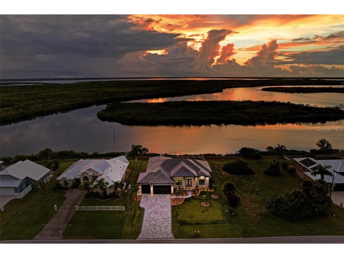 5179 Collingswood Blvd Port Charlotte FL 33948 - MANCHESTER WATERWAY C7515299 image2