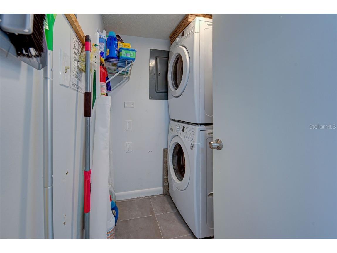 5179 Willow Links #27 Sarasota FL 34235 A4662355 image13