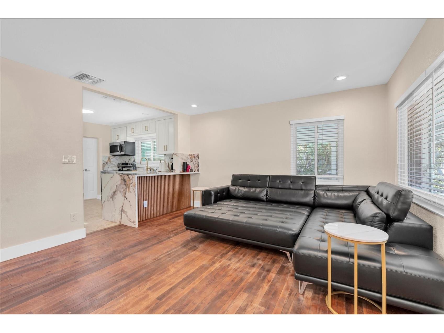 518 77th Avenue Saint Pete Beach FL 33706 TB8469260 image4