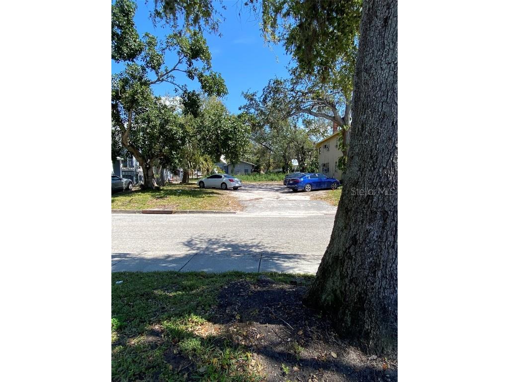 518 7th Avenue W Palmetto FL 34221 A4642645 image2