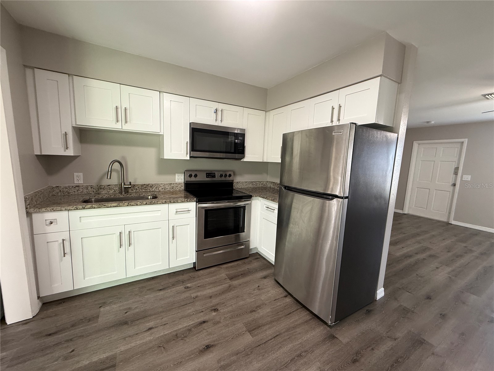 518 Briarwood Road Venice FL 34293 A4689114 image5