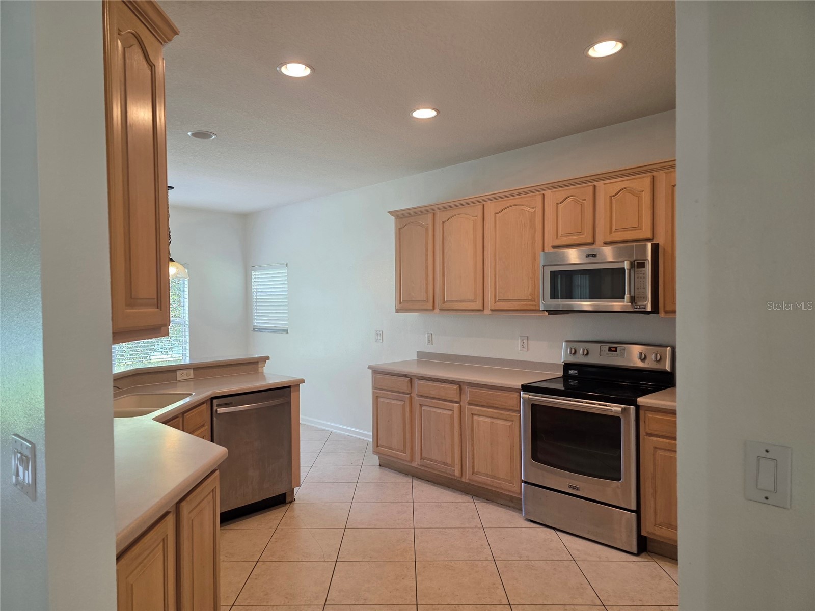 518 Fern Lake Drive Orlando FL 32825 O6422592 image3