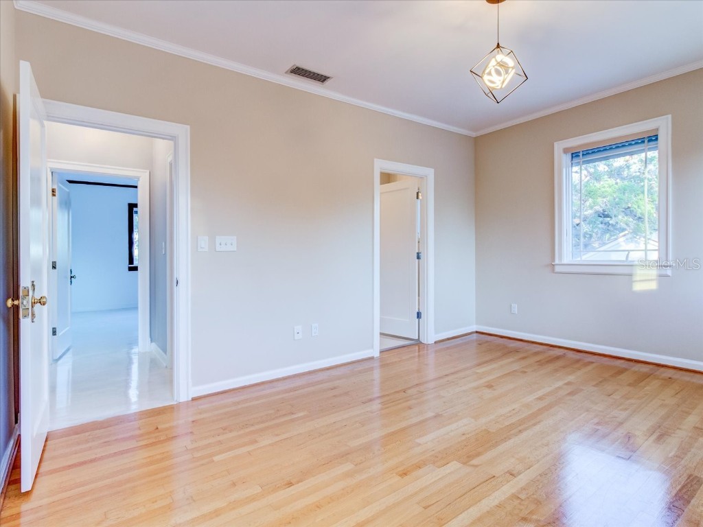 518 Riverside Drive Tarpon Springs FL 34689 TB8319572 image46