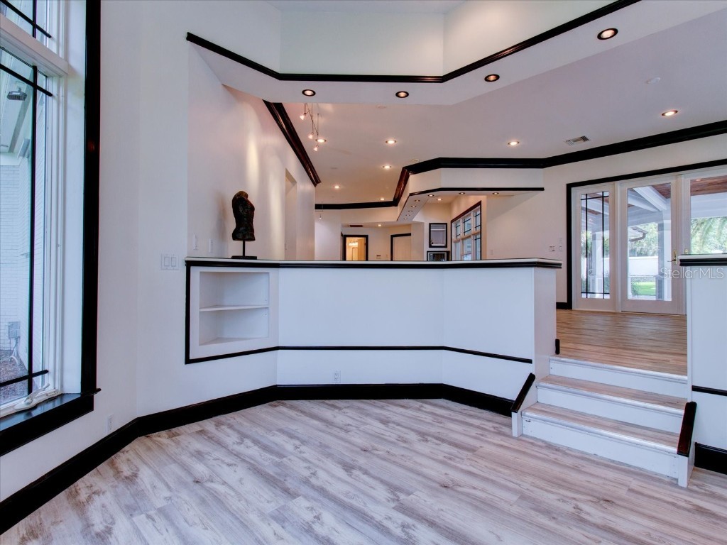 518 Riverside Drive Tarpon Springs FL 34689 TB8319572 image54