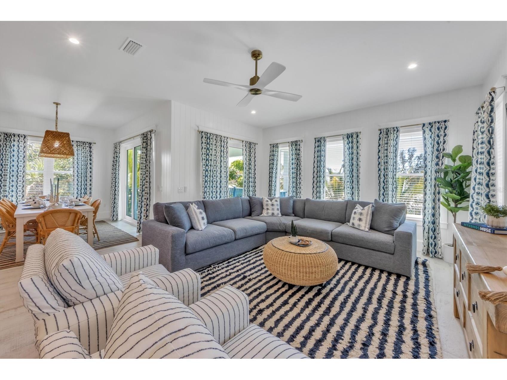 518 Spring Avenue Anna Maria FL 34216 A4685202 image12