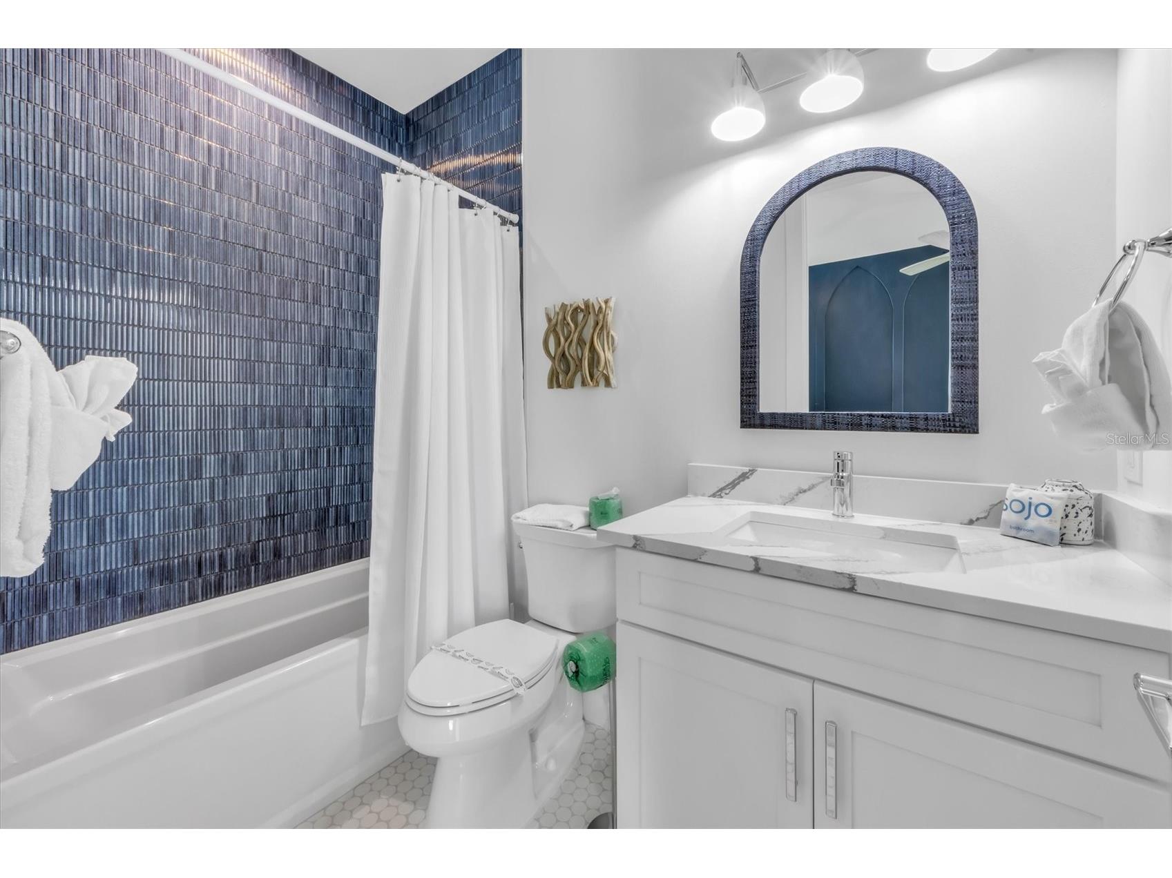 518 Spring Avenue Anna Maria FL 34216 A4685202 image30