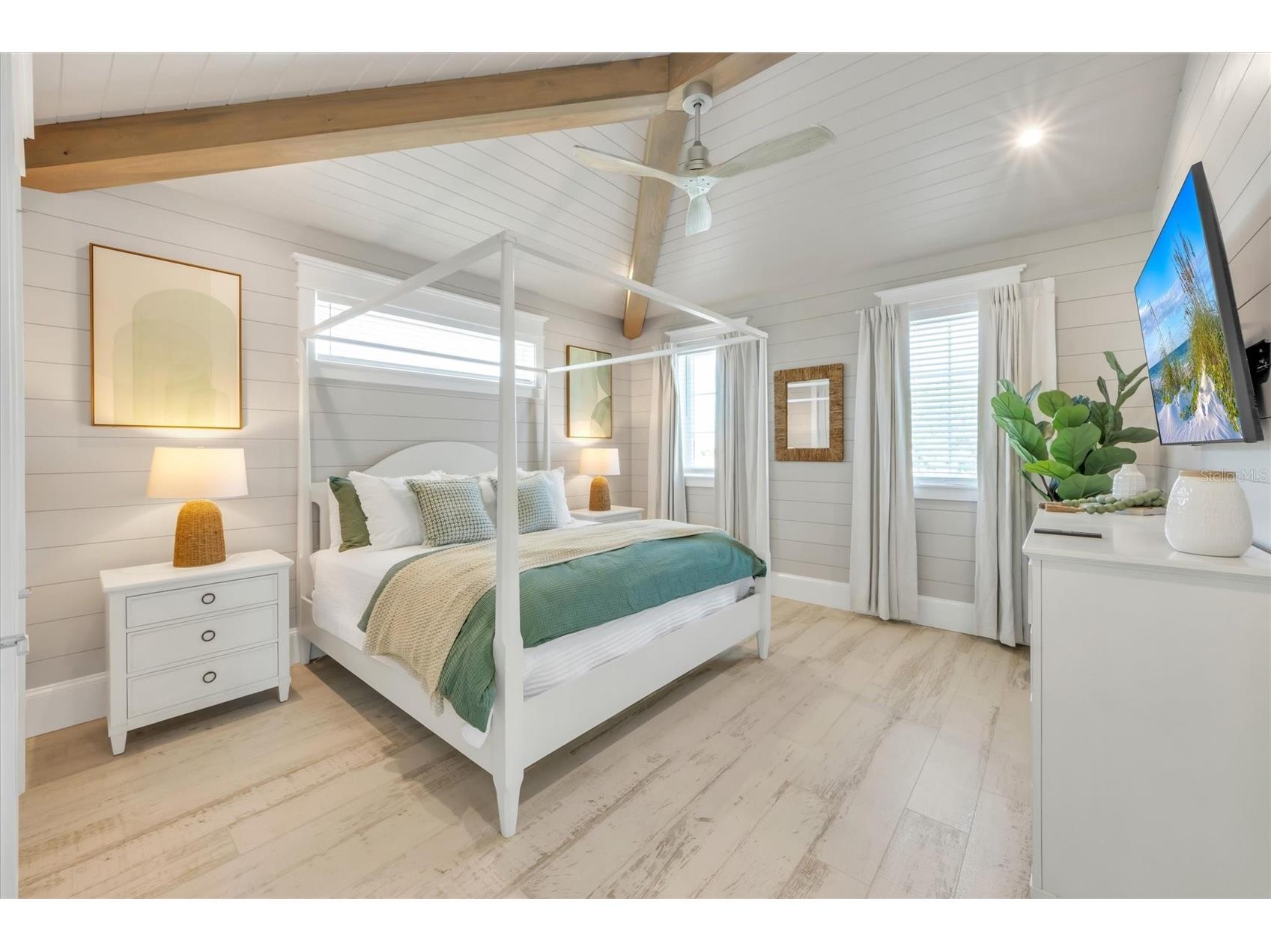 518 Spring Avenue Anna Maria FL 34216 A4685202 image31