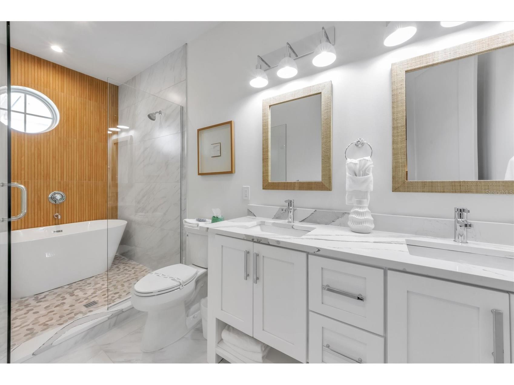 518 Spring Avenue Anna Maria FL 34216 A4685202 image33