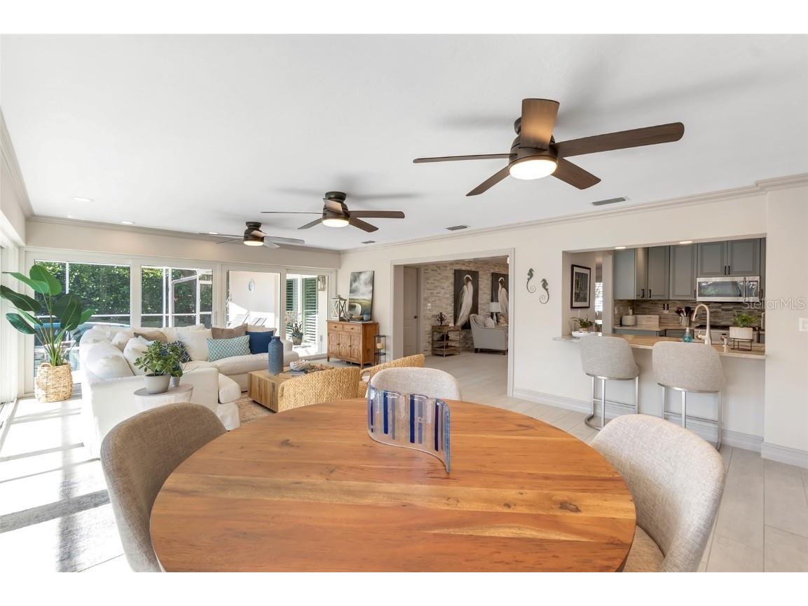 518 Venice Lane Sarasota FL 34242 A4672419 image14