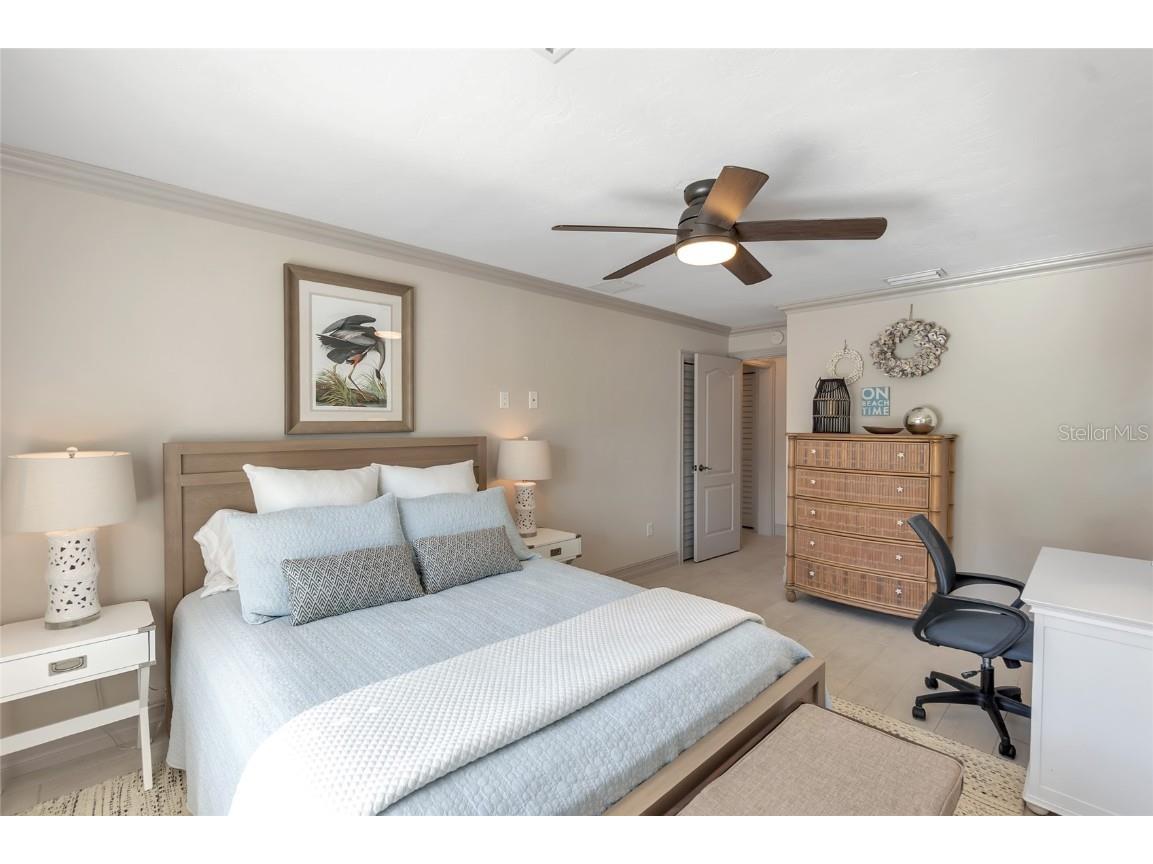 518 Venice Lane Sarasota FL 34242 A4672419 image36