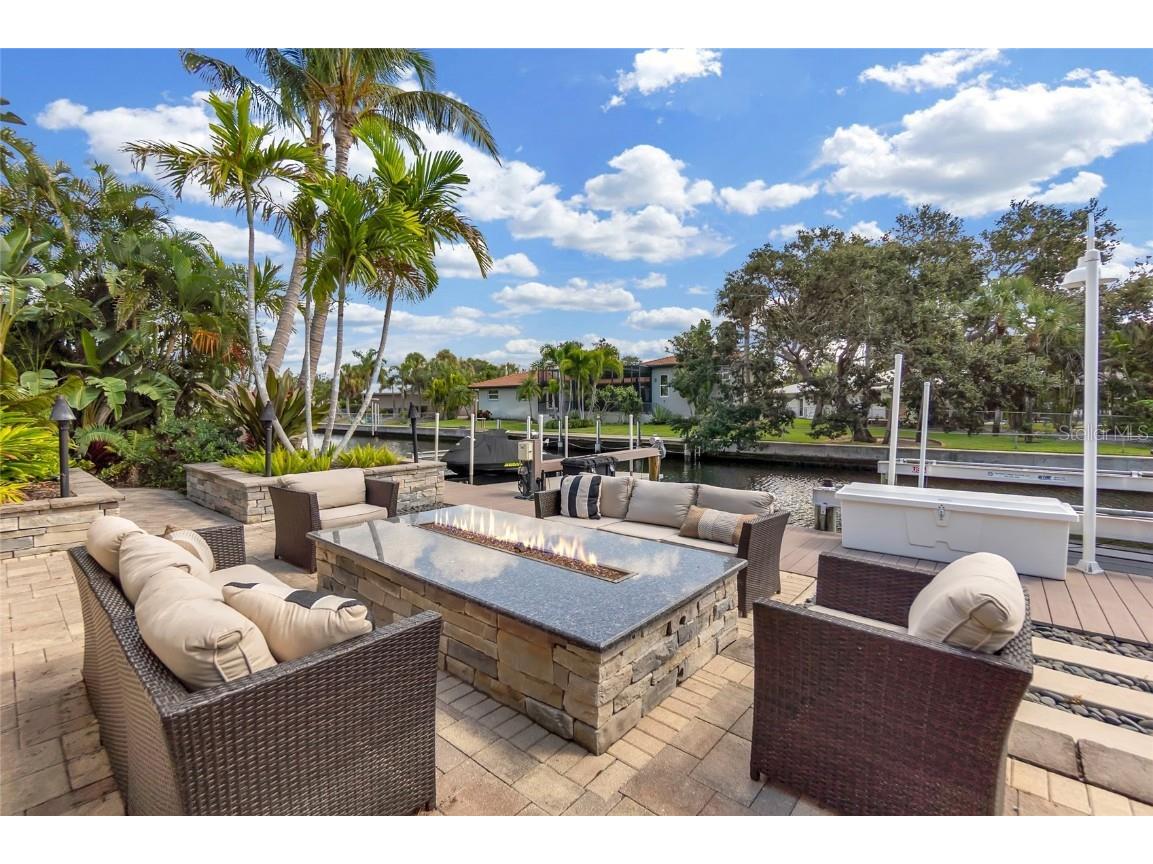 518 Venice Lane Sarasota FL 34242 A4672419 image45