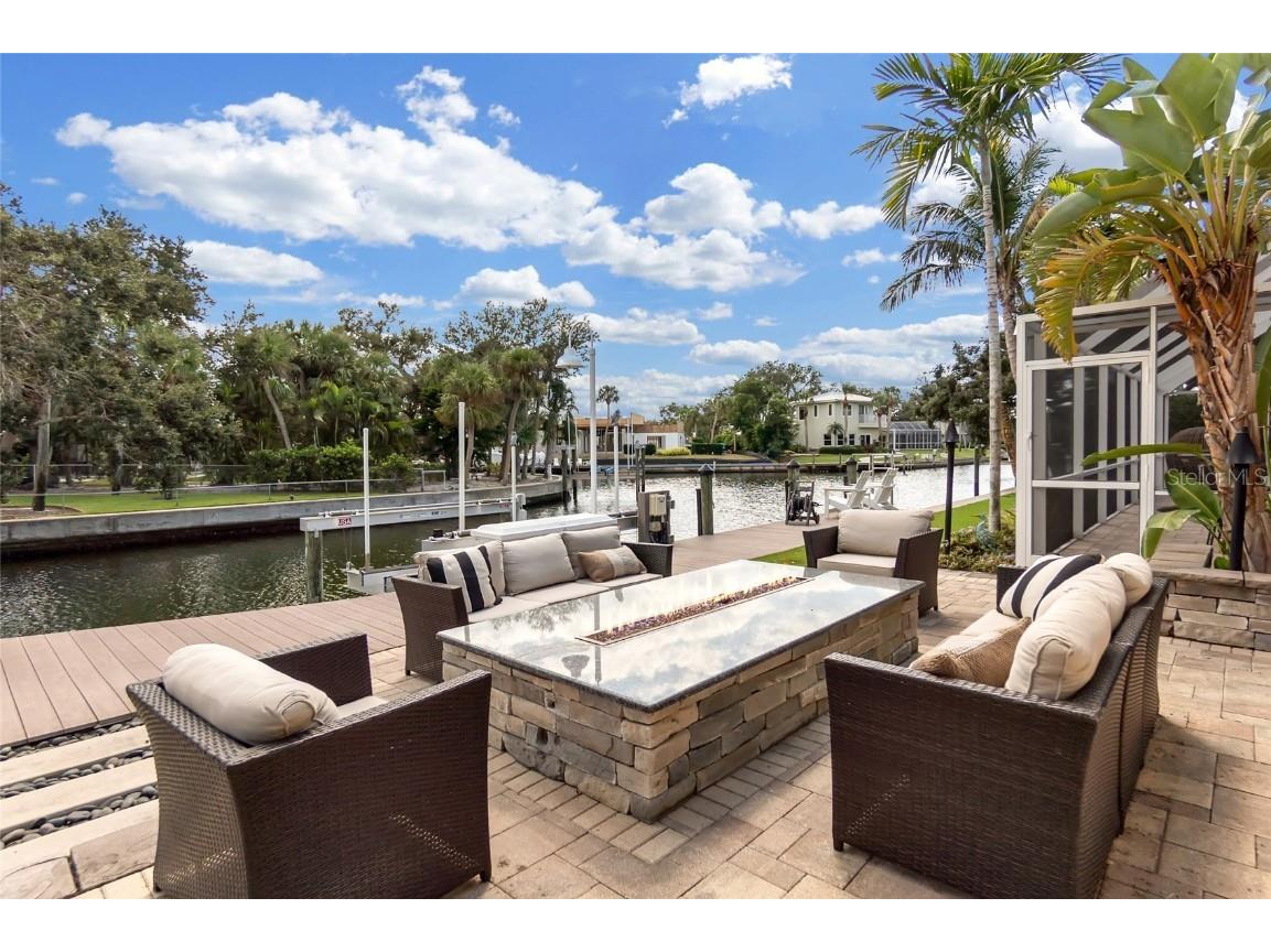 518 Venice Lane Sarasota FL 34242 A4672419 image47