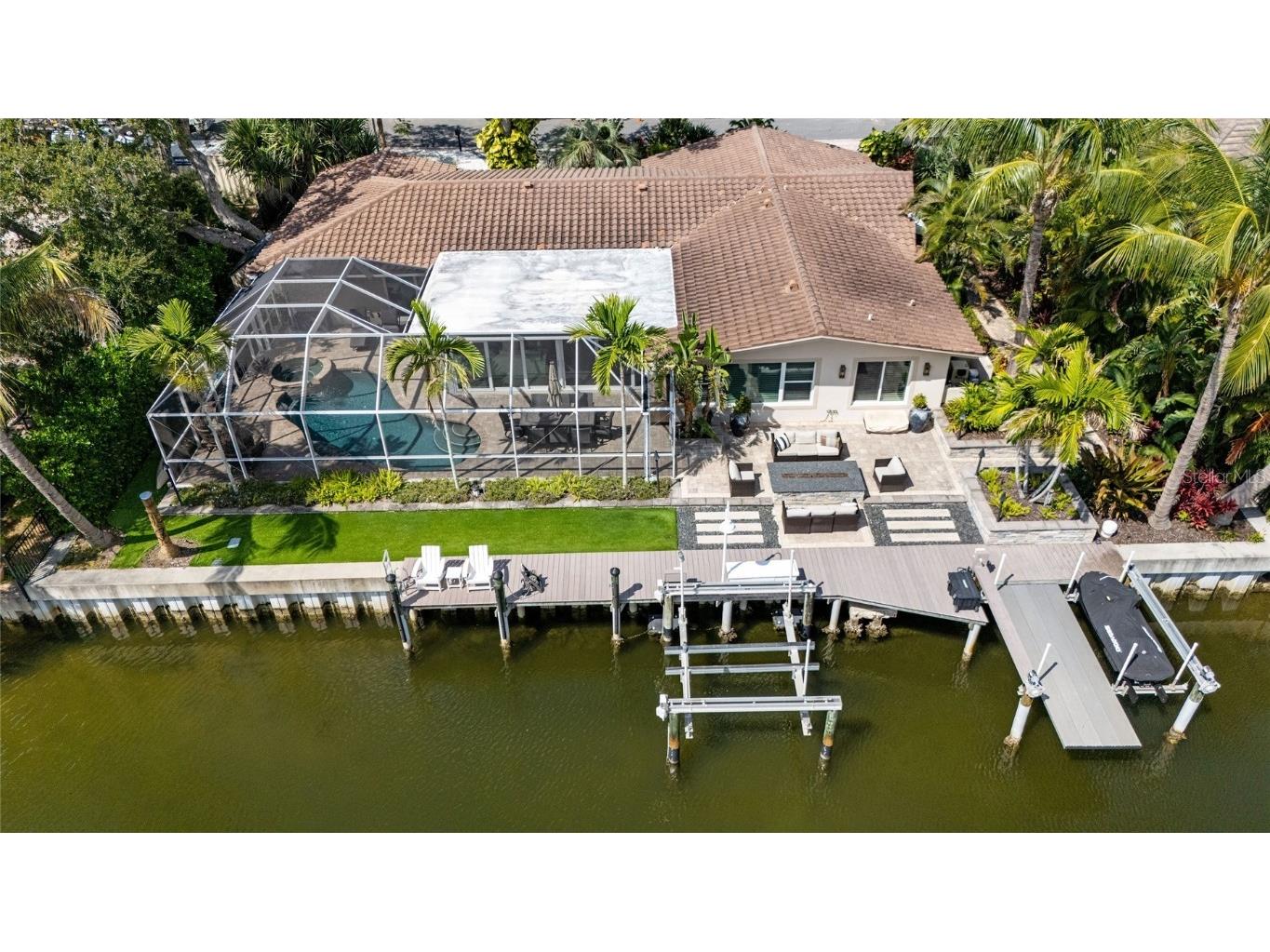 518 Venice Lane Sarasota FL 34242 A4672419 image48