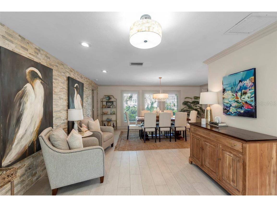 518 Venice Lane Sarasota FL 34242 A4672419 image7