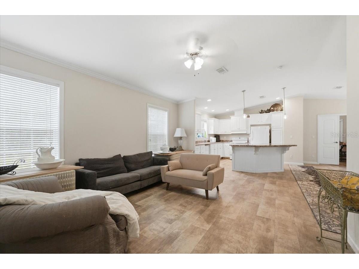 518 Wellon Avenue Orlando FL 32833 P4938991 image17
