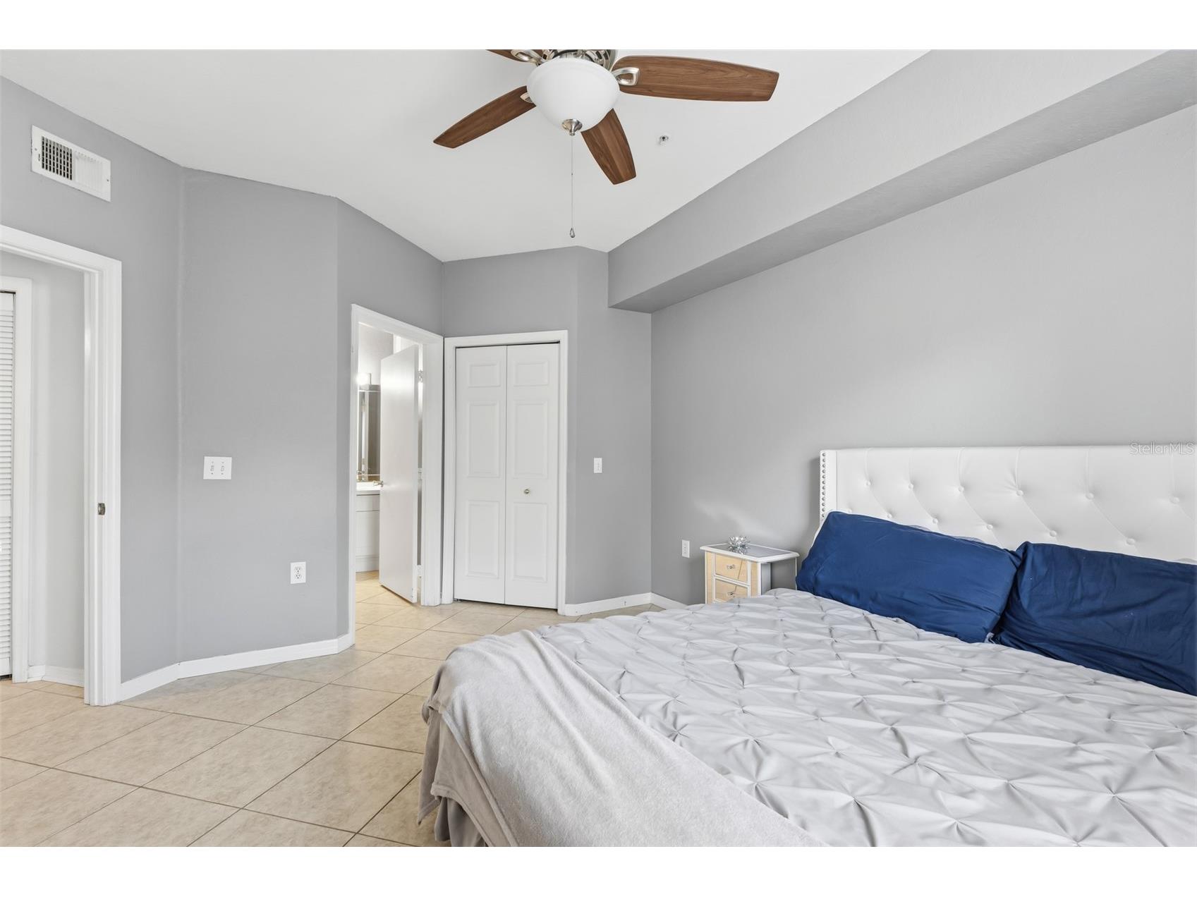5180 Northridge Road #110 Sarasota FL 34238 A4689937 image25