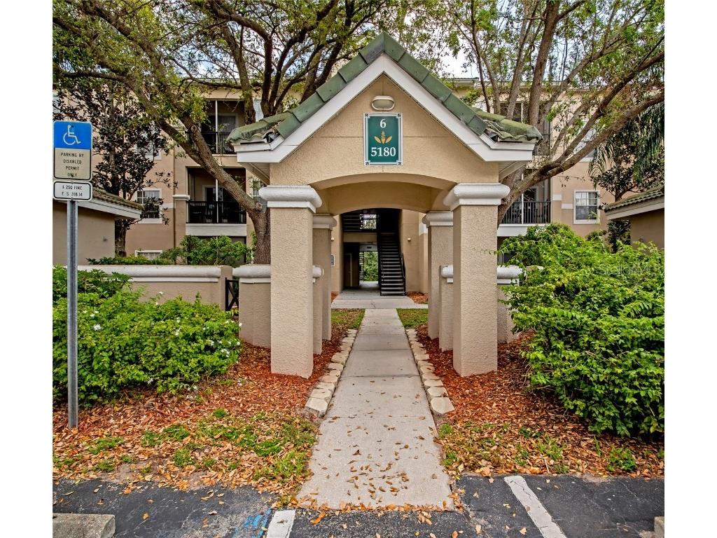 5180 Northridge Road #305 Sarasota FL 34238 A4563259 image1