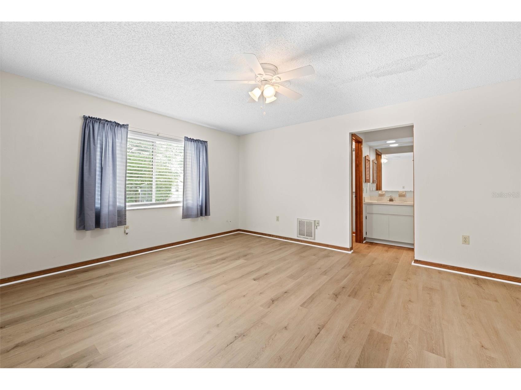 5180 Quintilis Street Spring Hill FL 34608 W7886341 image18