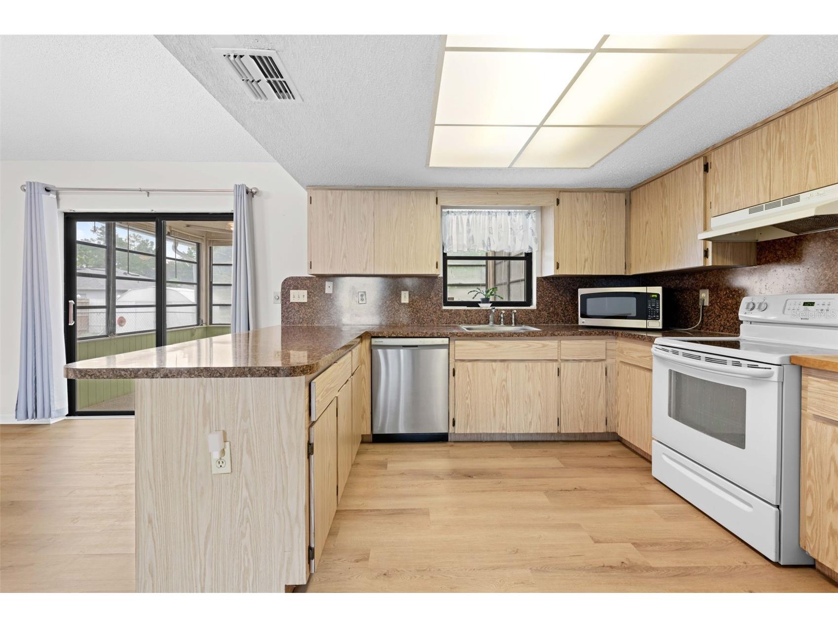 5180 Quintilis Street Spring Hill FL 34608 W7886341 image3