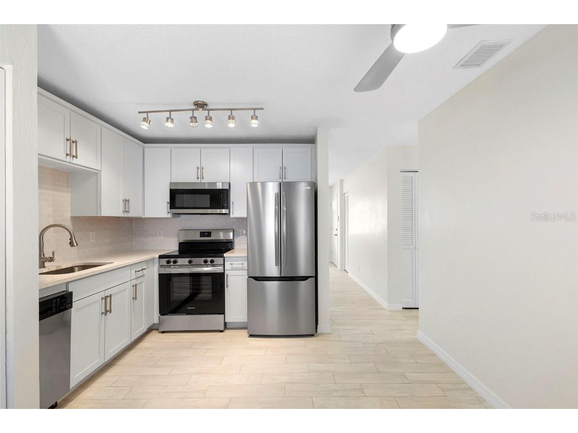 5180 Taylor Avenue Port Orange FL 32127 V4942999 image8