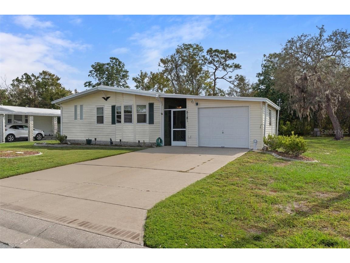 5181 Forest Glenn Drive Spring Hill FL 34607 W7869472 image2