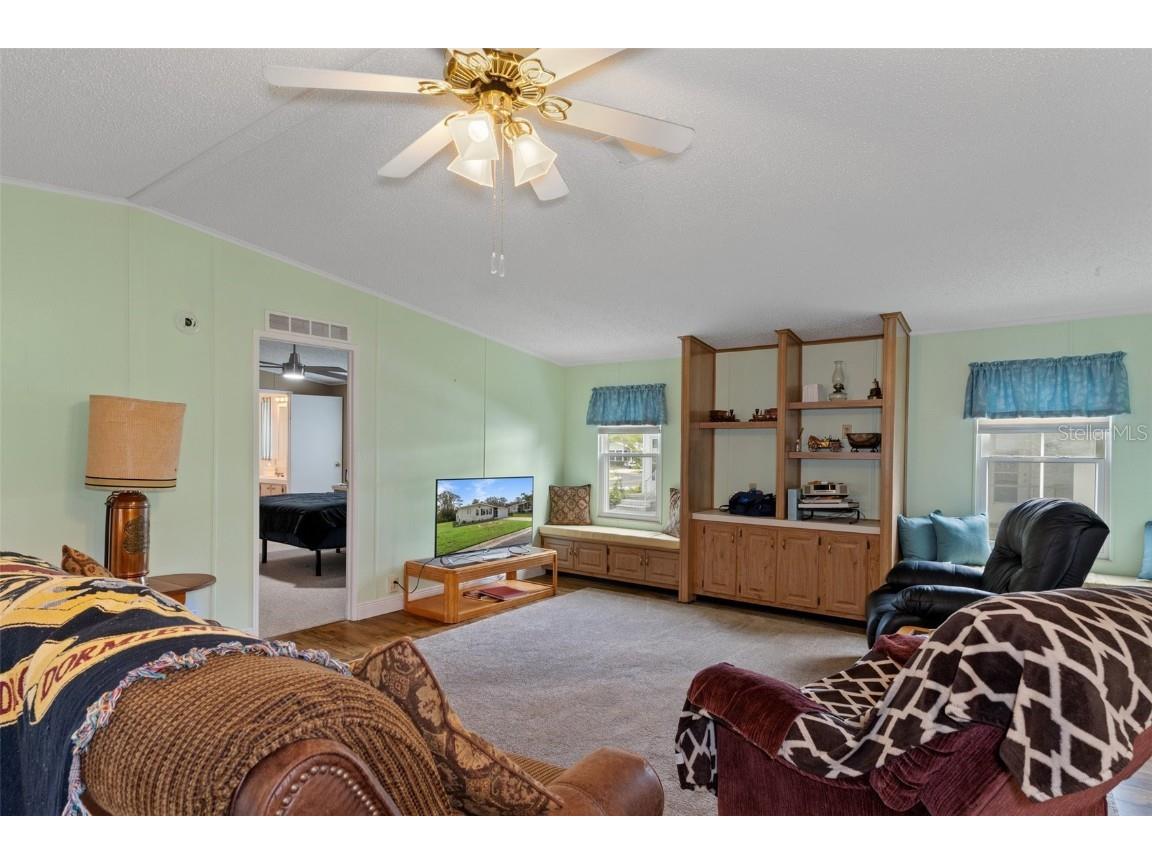 5181 Forest Glenn Drive Spring Hill FL 34607 W7869472 image4