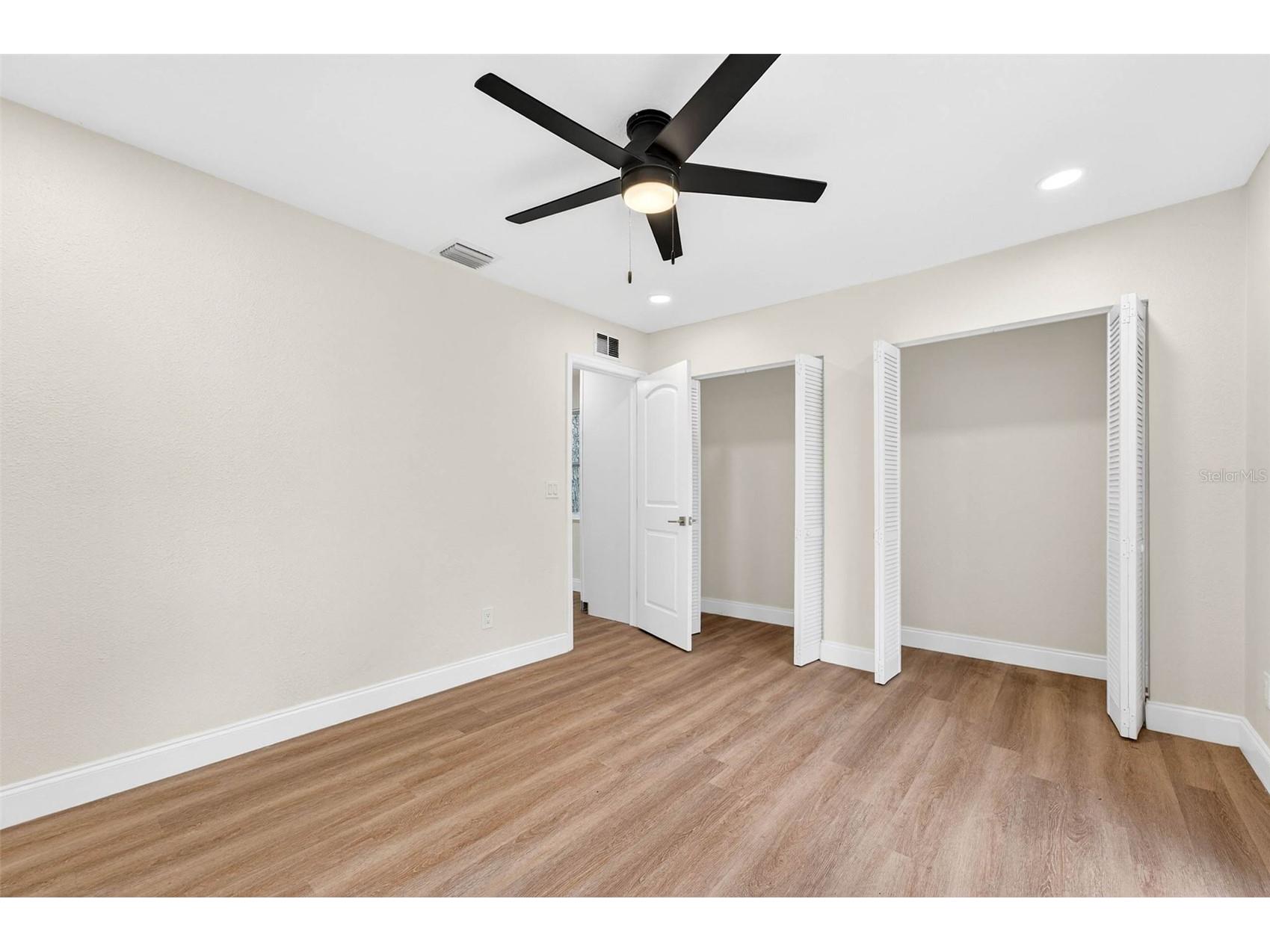 5182 25th Avenue S Gulfport FL 33707 TB8457196 image18