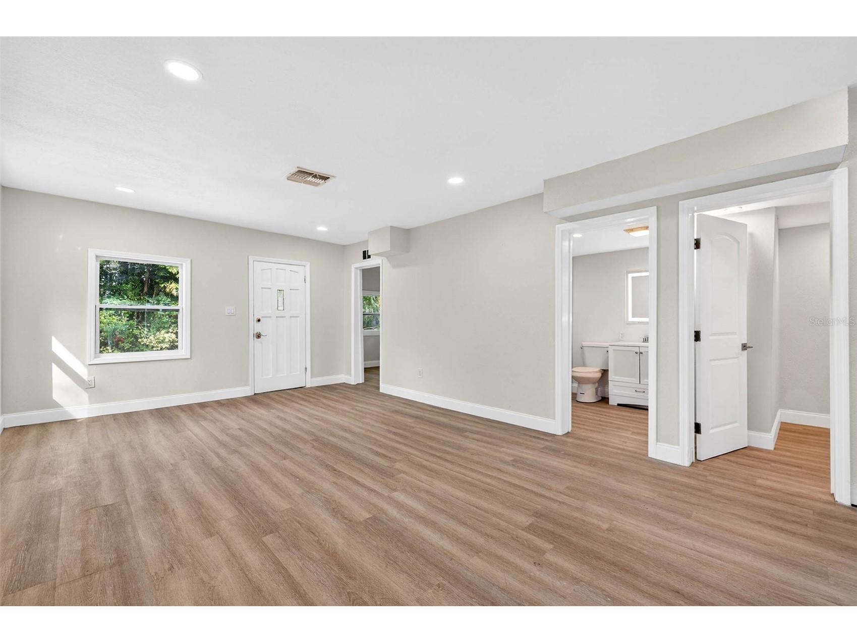 5182 25th Avenue S Gulfport FL 33707 TB8457196 image6