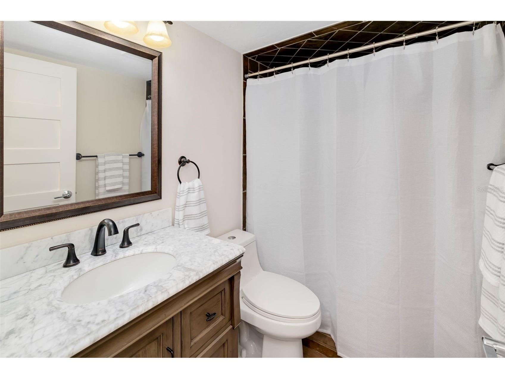 5182 Lancewood Drive #14 Sarasota FL 34232 A4699852 image33
