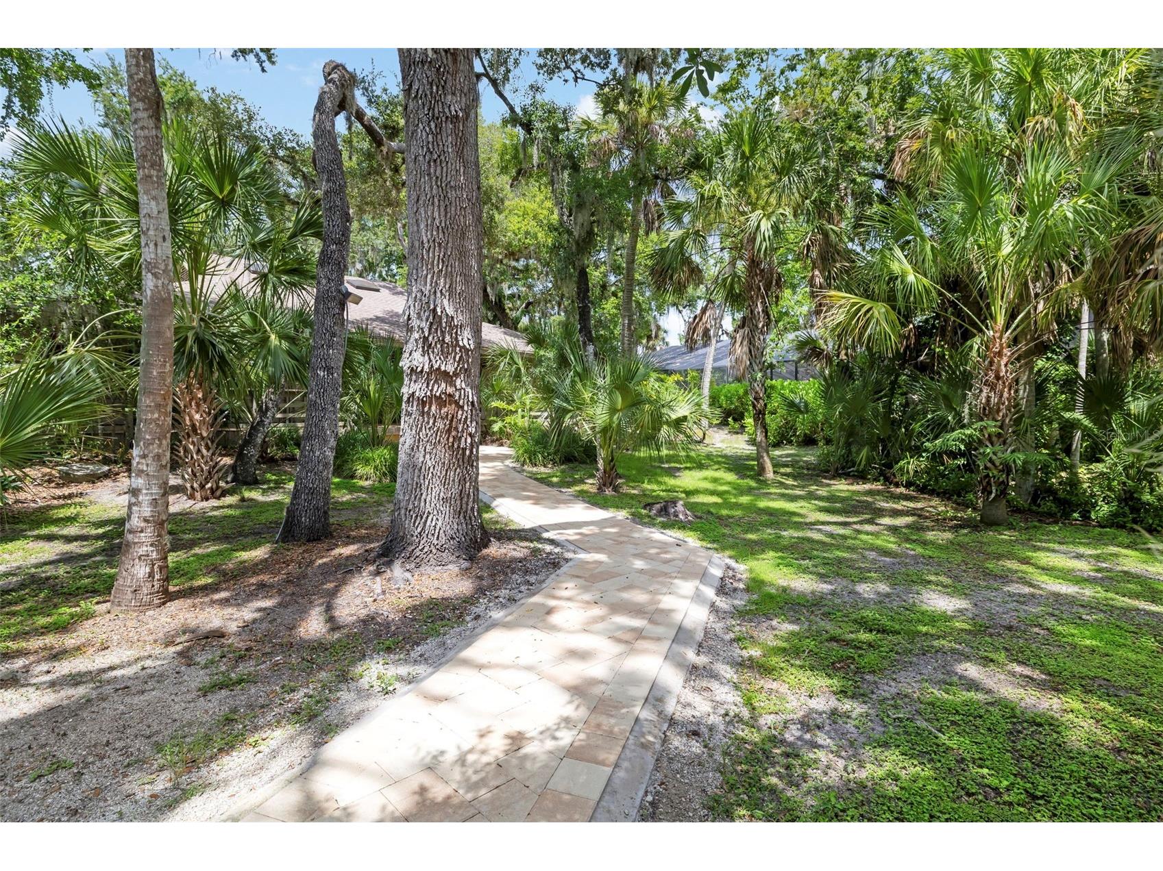 5182 Lancewood Drive #14 Sarasota FL 34232 A4699852 image50