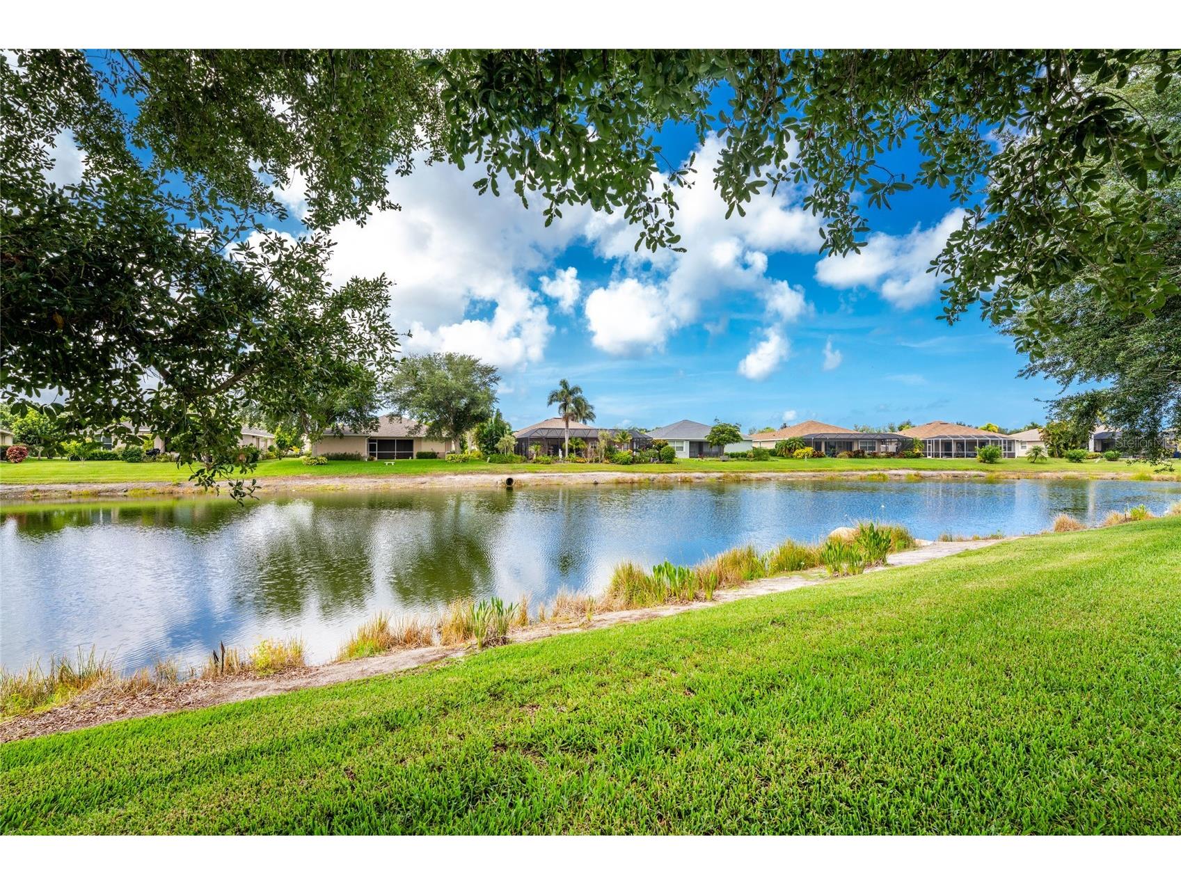 5182 Layton Drive Venice FL 34293 N6144507 image2
