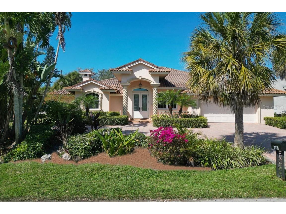 5182 Sandy Beach Avenue Sarasota FL 34242 A4562988 image1