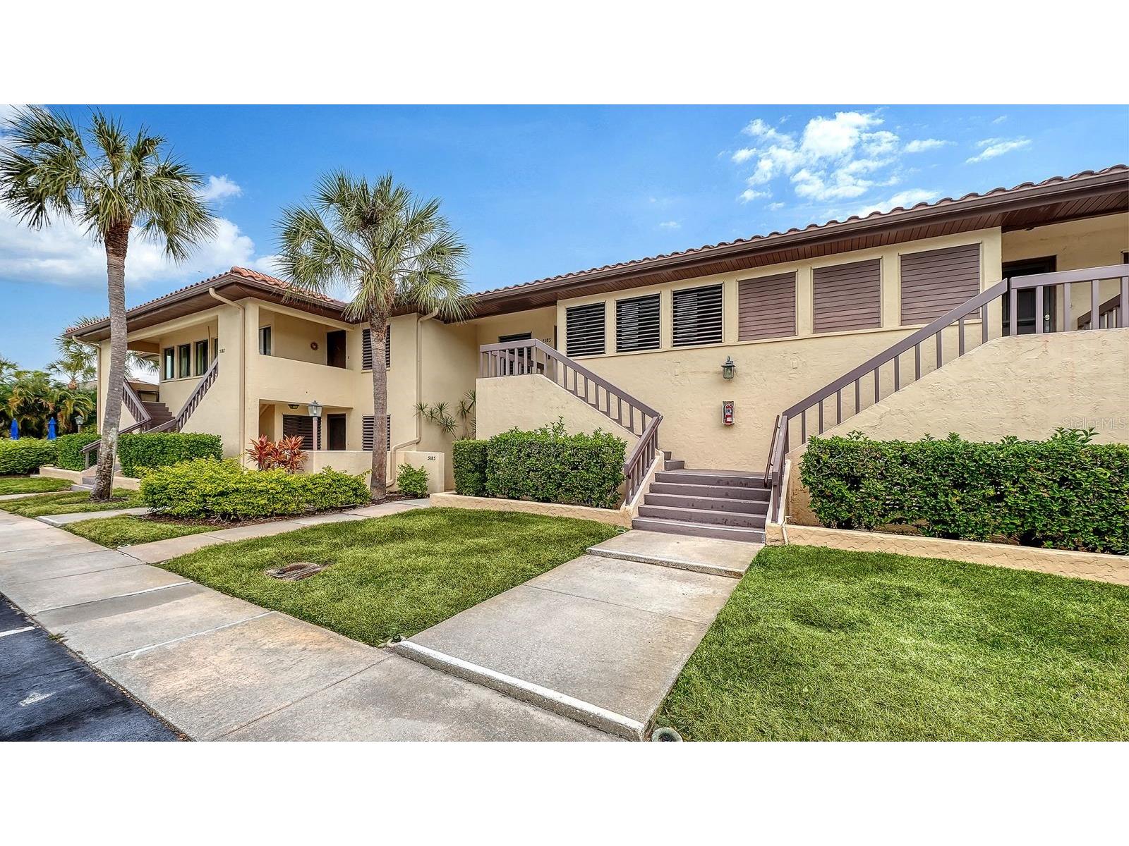 5183 Lake Village Drive #6 Sarasota FL 34235 A4681857 image1