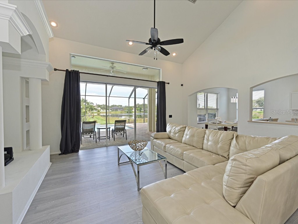 5184 51st Lane W Bradenton FL 34210 A4656907 image10