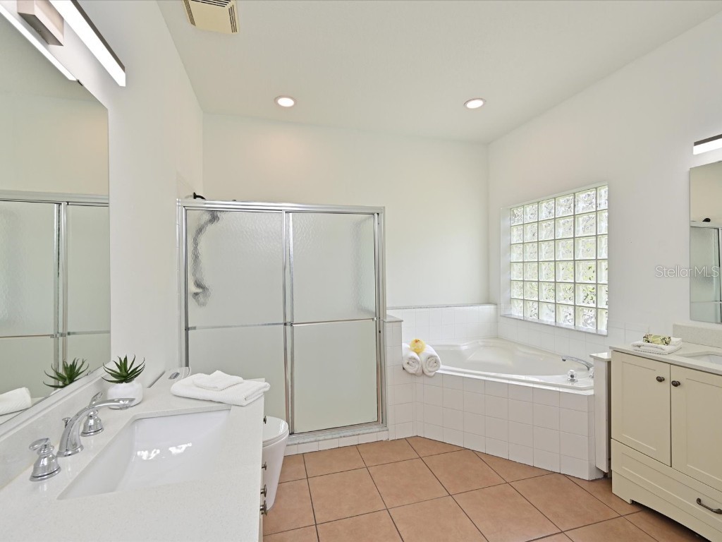 5184 51st Lane W Bradenton FL 34210 A4656907 image23