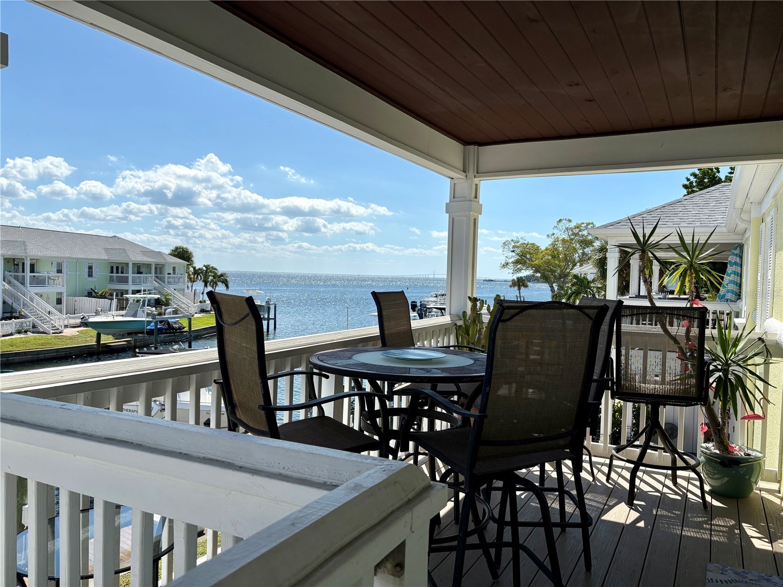 5184 Beach Drive SE #D Saint Petersburg FL 33705 - TAMPA BAY TB8523889 image1