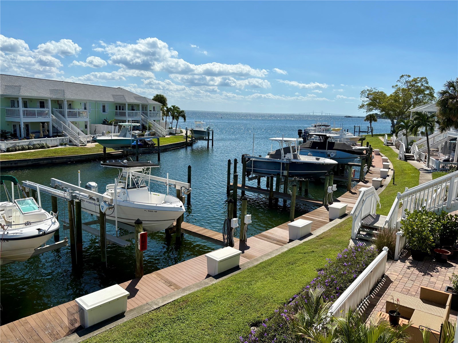 5184 Beach Drive SE #D Saint Petersburg FL 33705 - TAMPA BAY TB8523889 image4