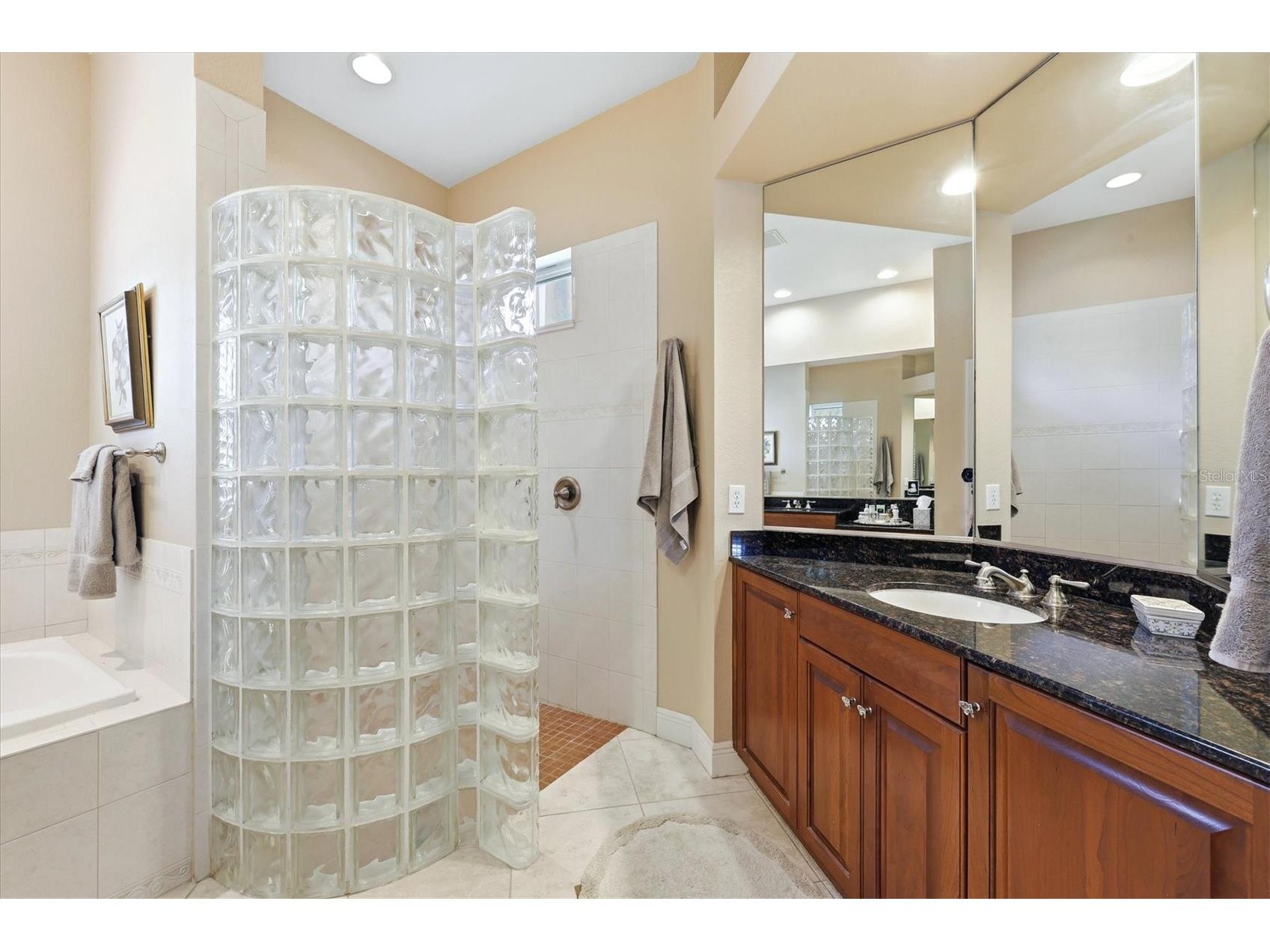 5184 White Ibis Drive North Port FL 34287 N6144288 image40