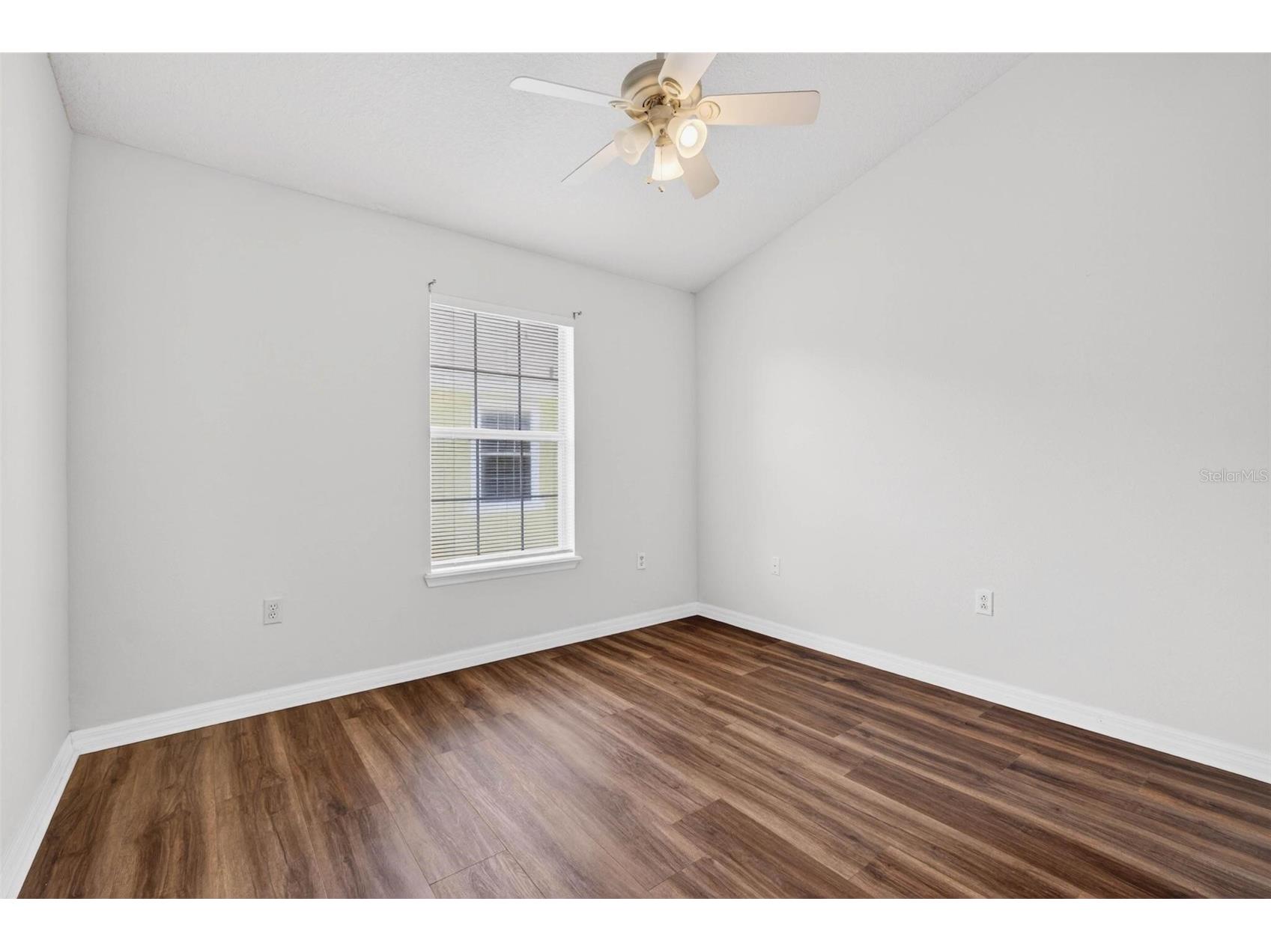 5185 6th Way N Saint Petersburg FL 33703 TB8479007 image16