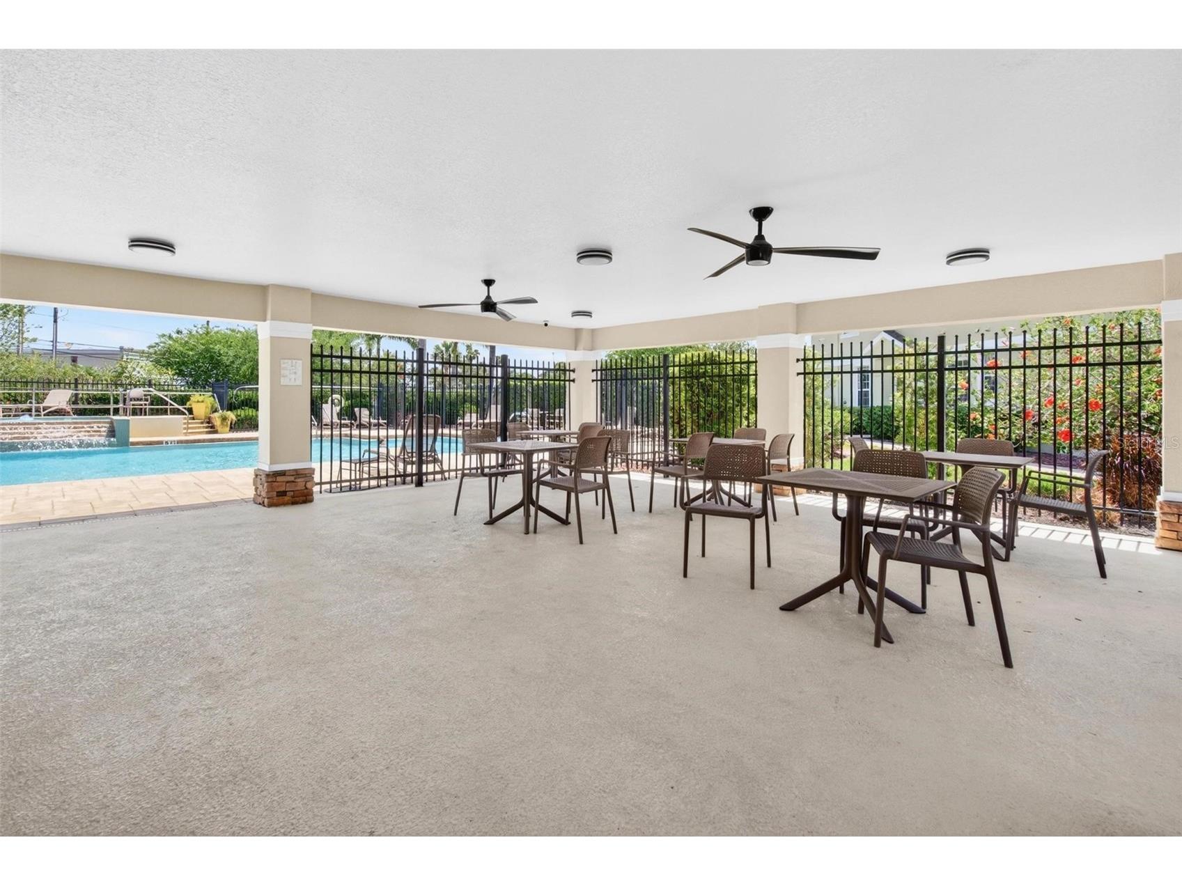 5185 6th Way N Saint Petersburg FL 33703 TB8479007 image24