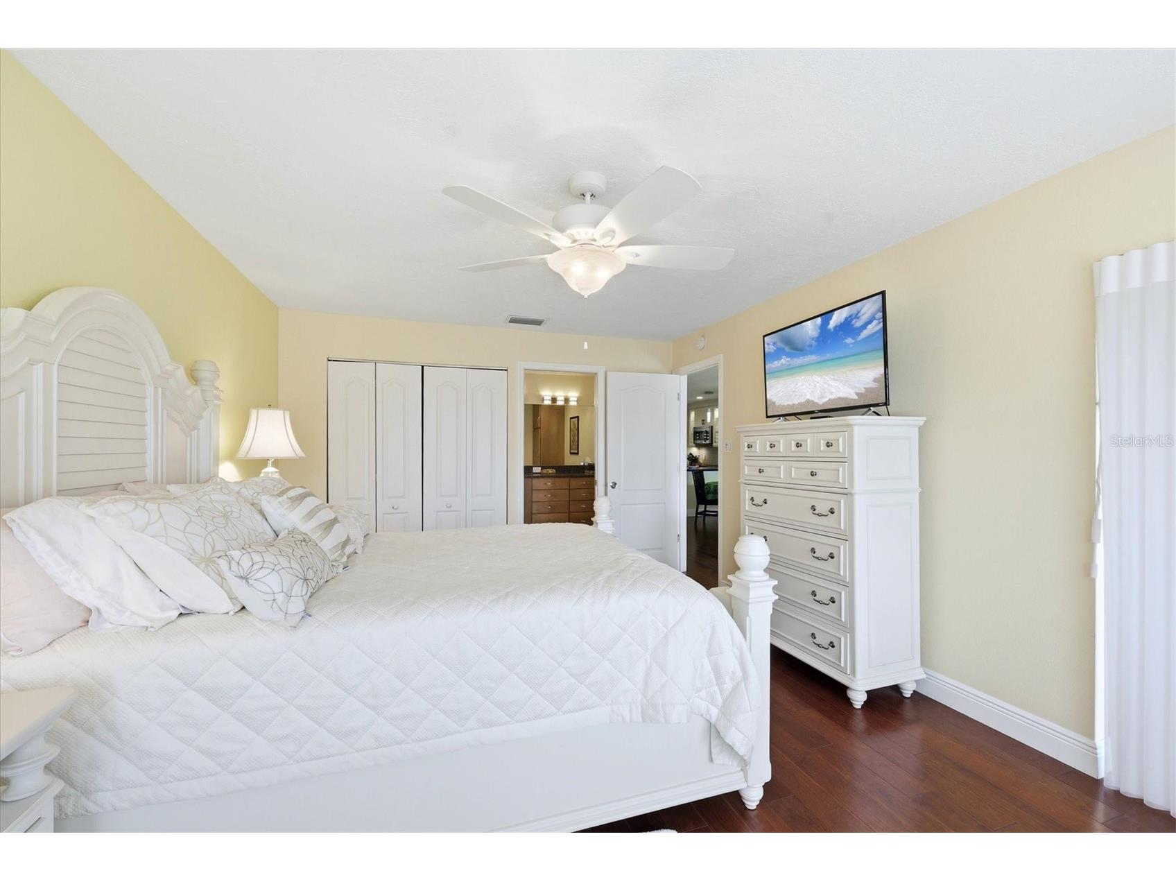5186 Lake Village Drive #90 Sarasota FL 34235 A4691225 image18