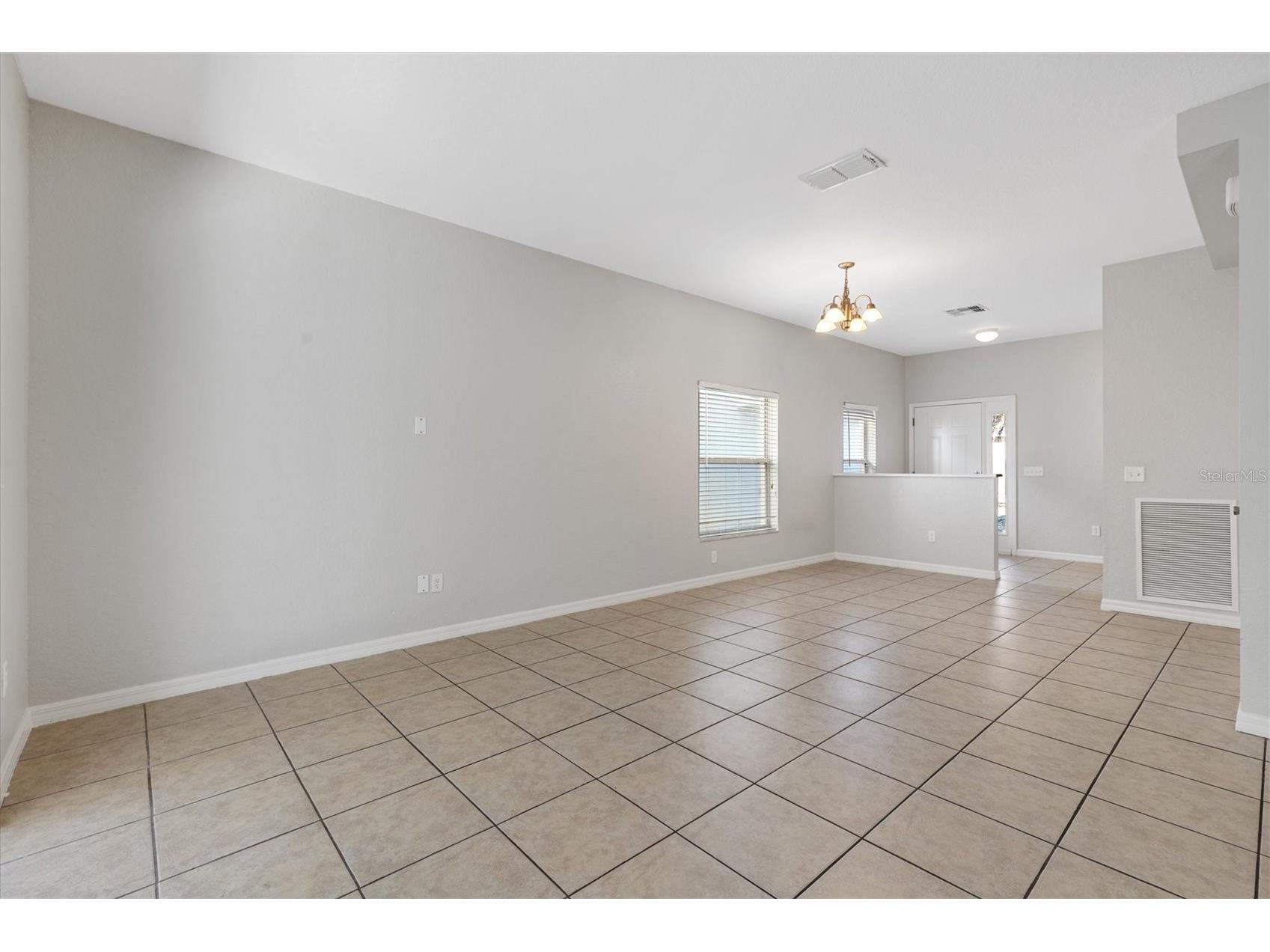 5186 NE 122nd Boulevard Oxford FL 34484 OM719308 image9