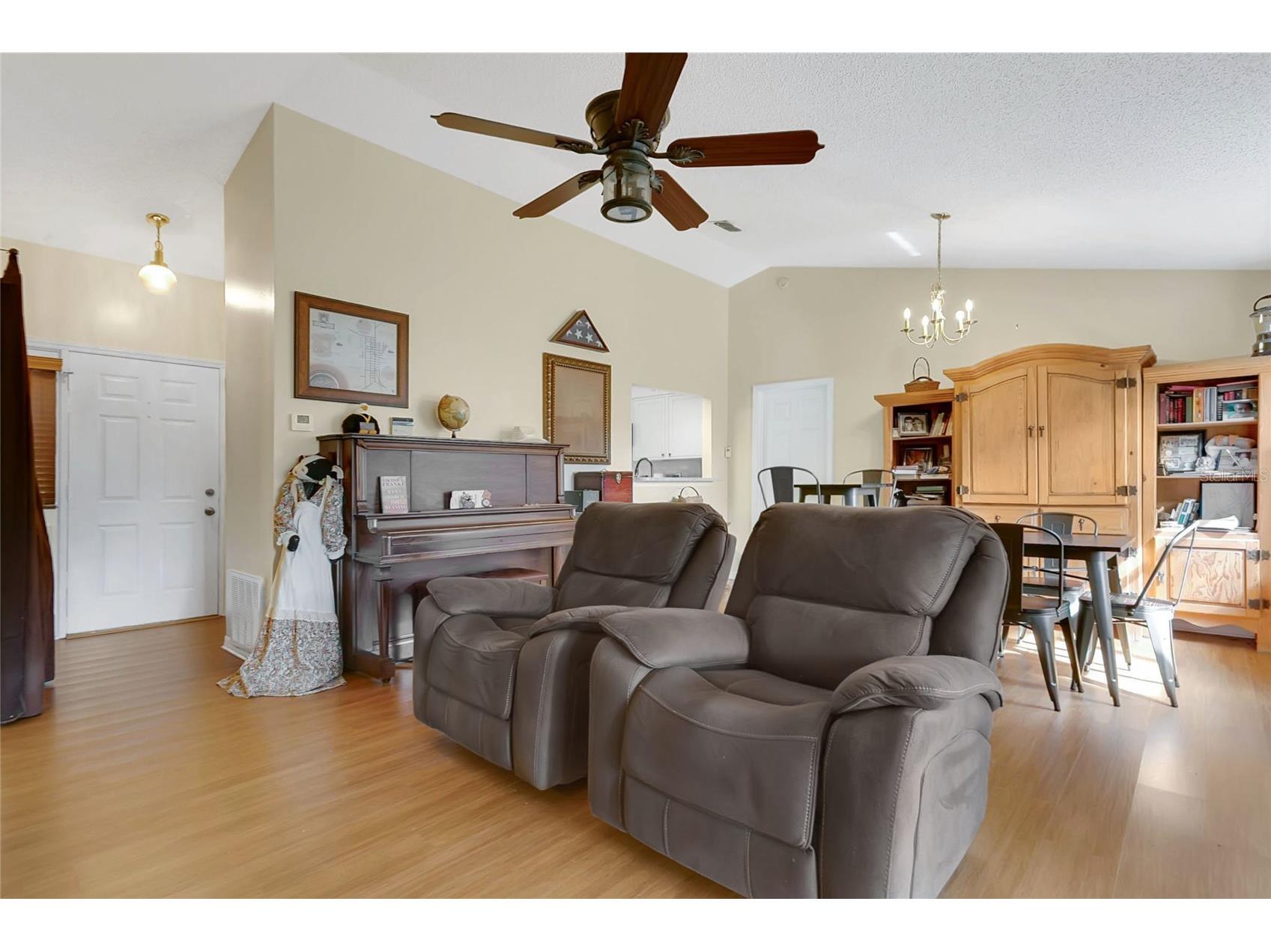 5189 Clarion Hammock Drive Orlando FL 32808 O6344014 image8