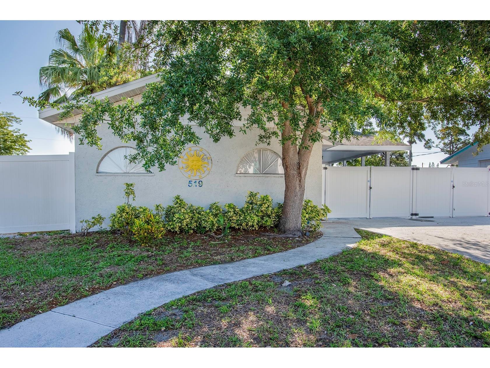 519 51st Street W Bradenton FL 34209 A4689926 image1