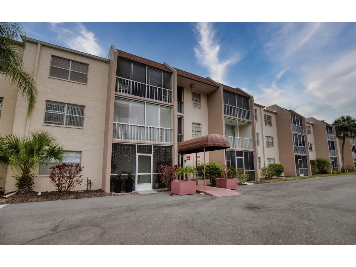 519 Albee Farm Road #214 Venice FL 34285 N6127216 image1