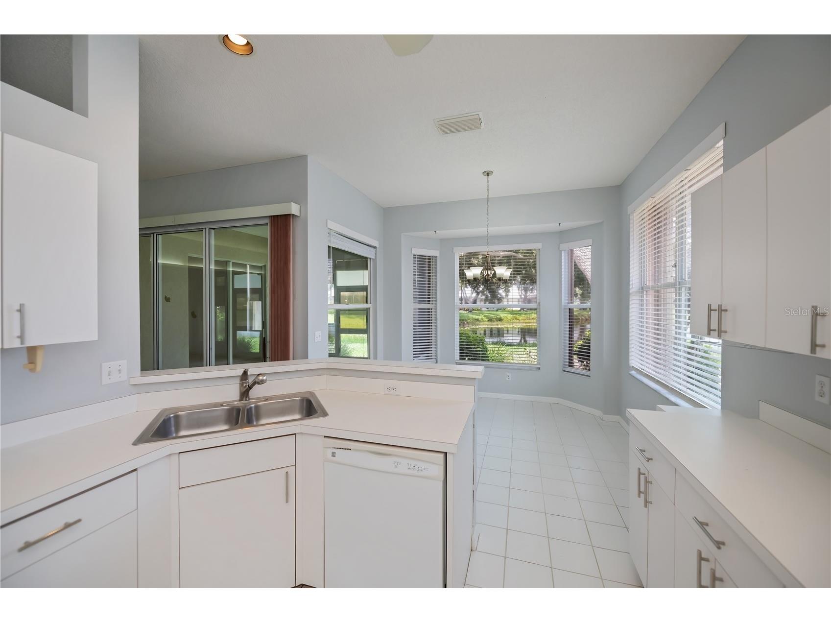 519 Catalina Isles Circle Venice FL 34292 N6139316 image16
