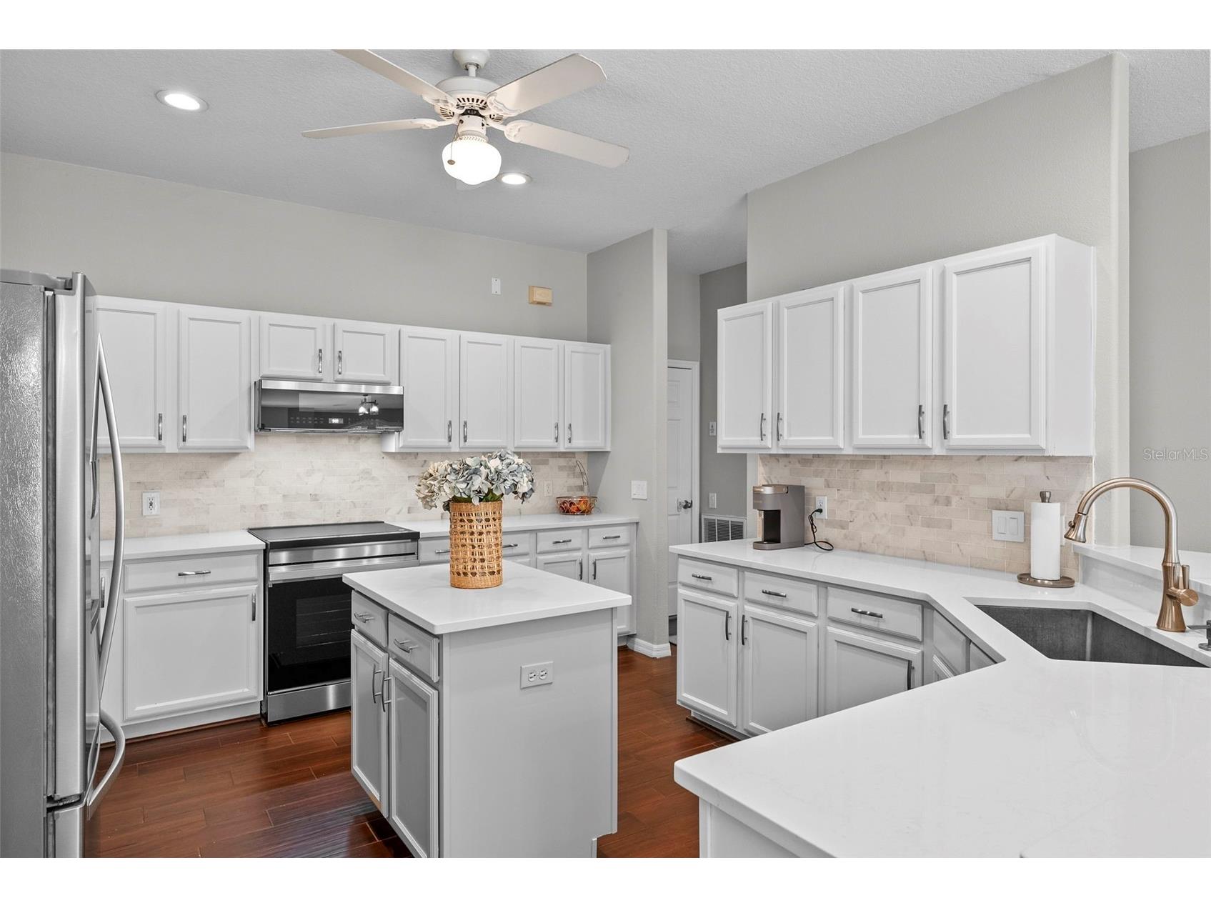 519 Harbor Grove Circle Safety Harbor FL 34695 TB8506147 image35