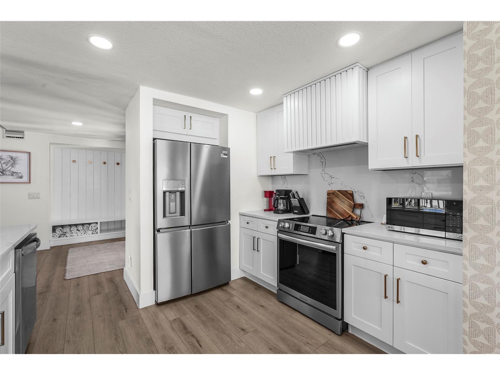 519 Loquat Drive Anna Maria FL 34216 A4683074 image9