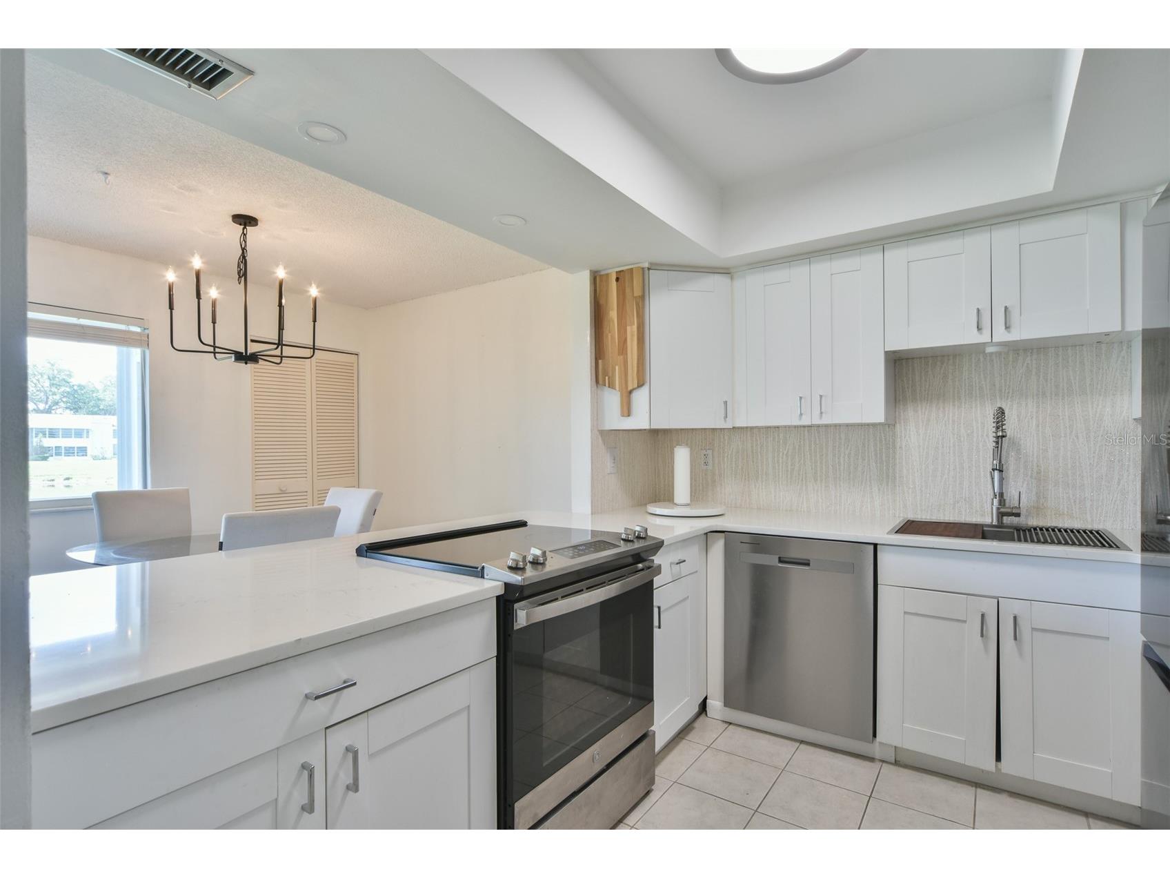 519 Midway Drive #A Ocala FL 34472 - LAKE SPARKLE OM725522 image12
