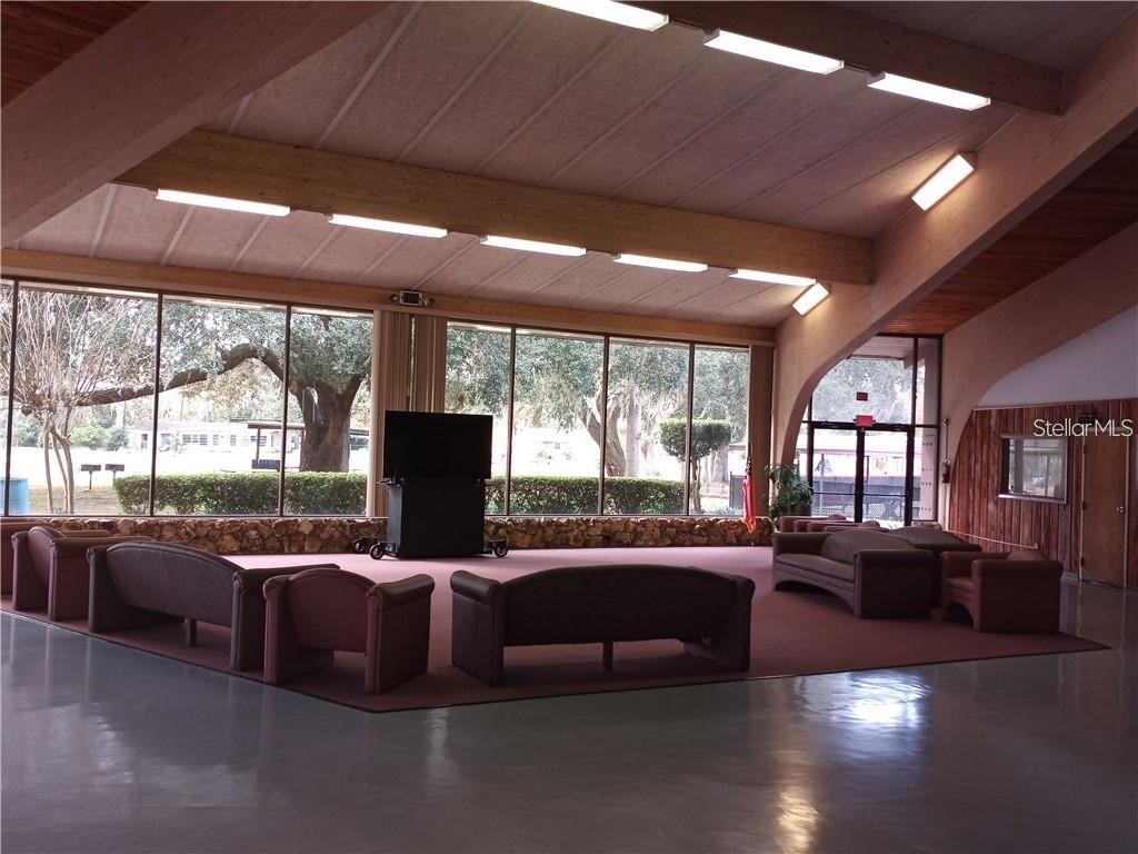 519 Midway Drive #A Ocala FL 34472 - LAKE SPARKLE OM725522 image43